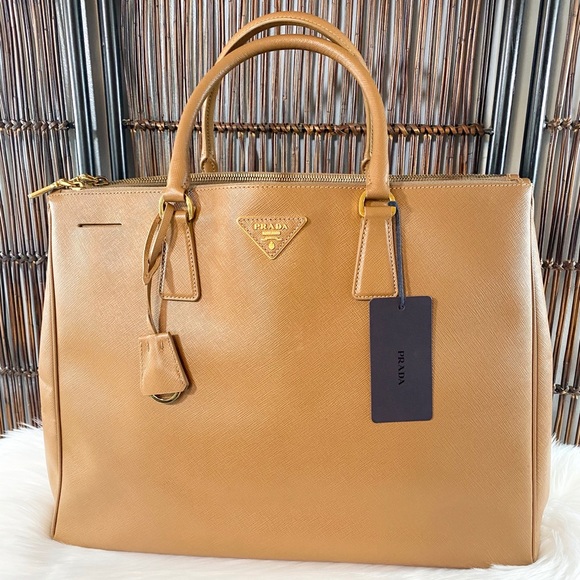 prada saffiano double